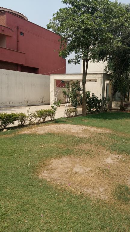 Grace View Guest House Lahore Eksteriør billede